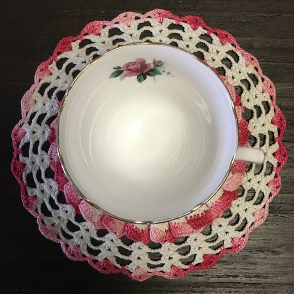 Colclough Pink Rose English Bone China Teacup & Saucer Set - Picture 9 of 11